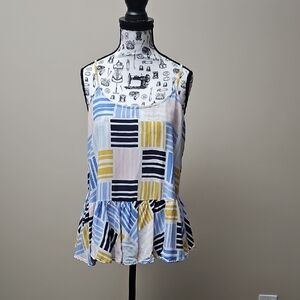 Old Navy Adjustable Spaghetti Strap Lighteweight Top With Ruffle Bottom Medium